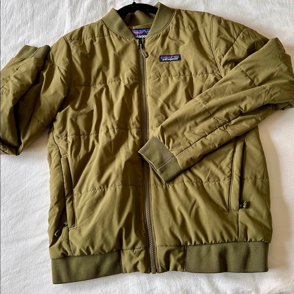 Patagonia Bomber in Olive
